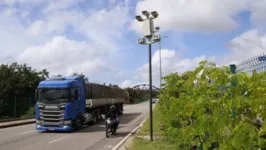 Atenção, condutores! Novos radares na avenida João Paulo II começam a multar excesso de velocidade na via