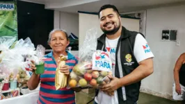 Entrega de alimentos fez parte da programação