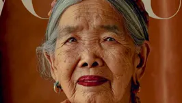Apo Whang-Od, uma tatuadora indígena das Filipinas, se tornou a pessoa mais velha a aparecer em uma capa da Vogue.