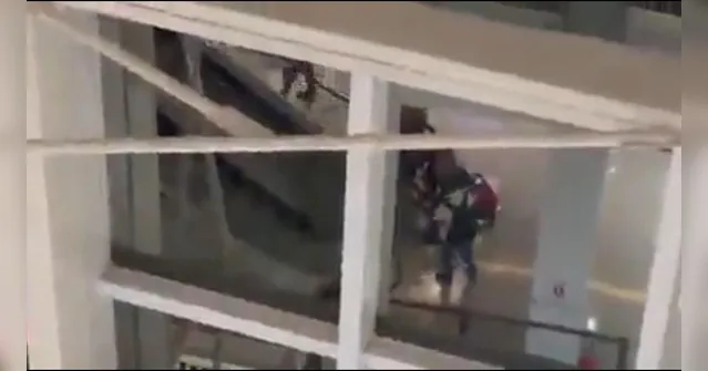 Imagem ilustrativa da notícia Homem é morto a tiros em shopping do Rio de Janeiro