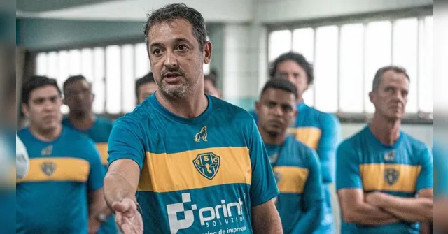 Imagem ilustrativa da notícia Paysandu: erros do treinador contribuíram para goleada