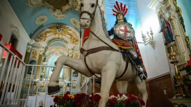 Imagem ilustrativa da notícia Venerado por várias religiões, São Jorge é um ícone pop