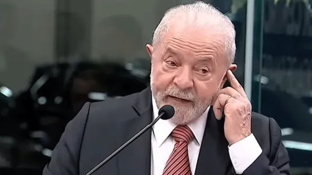 Imagem ilustrativa da notícia Lula fala em "armação" de Moro ao comentar ameaças do PCC