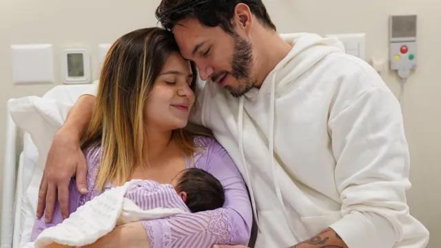 Imagem ilustrativa da notícia Viih Tube e Eliezer anunciam o nascimento da filha