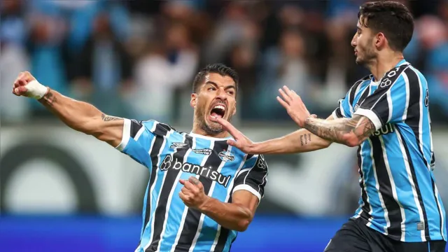 Imagem ilustrativa da notícia Grêmio busca empate contra o Cruzeiro com golaço de Suárez