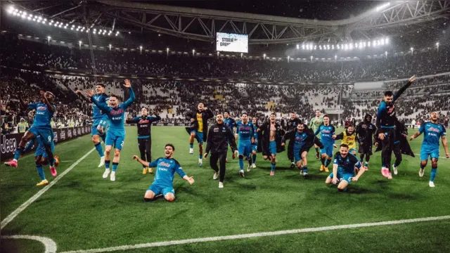 Imagem ilustrativa da notícia Acabou a espera! Napoli é campeão italiano após 33 anos
