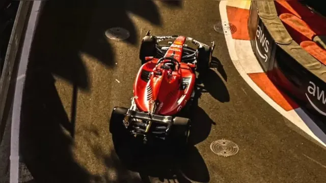 Imagem ilustrativa da notícia Leclerc supera Max Verstappen e é pole no GP do  Azerbaijão