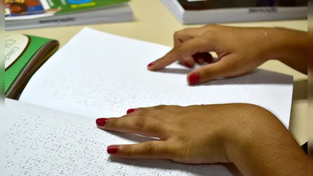 Imagem ilustrativa da notícia Biblioteca do Centur é referência em braille no Pará