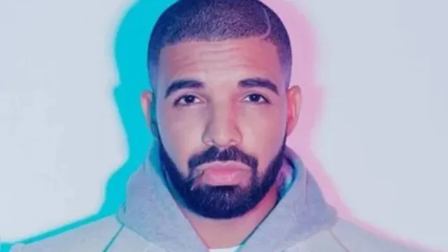 Imagem ilustrativa da notícia Drake é visto curtindo balada horas antes de cancelar show