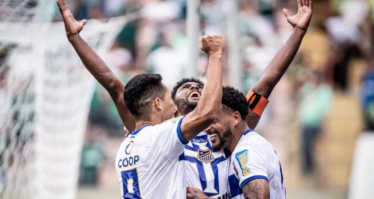 Imagem ilustrativa da notícia Zebra: Palmeiras perde Água Santa tem vantagem na final