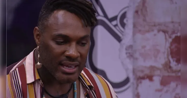 Imagem ilustrativa da notícia Nicácio dispara ao voltar ao BBB: "olhar pra esses racistas"