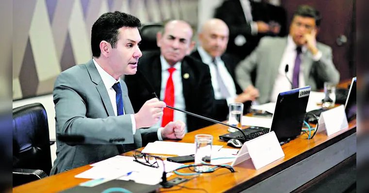 Imagem ilustrativa da notícia Ministro anuncia R$ 14 bilhões e deve gerar 300 mil empregos