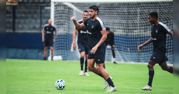 Imagem ilustrativa da notícia Curuá desperta interesse em três clubes e pode deixar o Remo