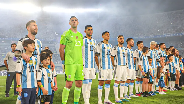 Imagem ilustrativa da notícia Argentina assume topo do ranking da FIFA. Brasil é o 3º