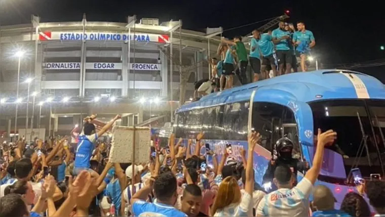 Imagem ilustrativa da notícia Vídeo: jogadores e torcida festejam ida do Paysandu a final