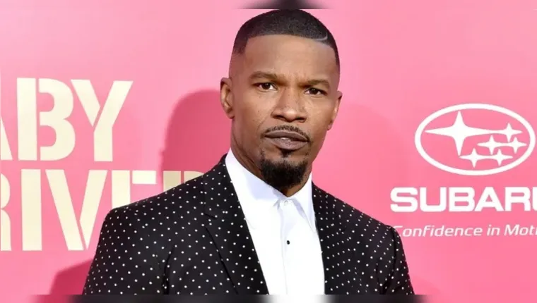 Imagem ilustrativa da notícia Jamie Foxx está em casa e se recupera bem, diz filha