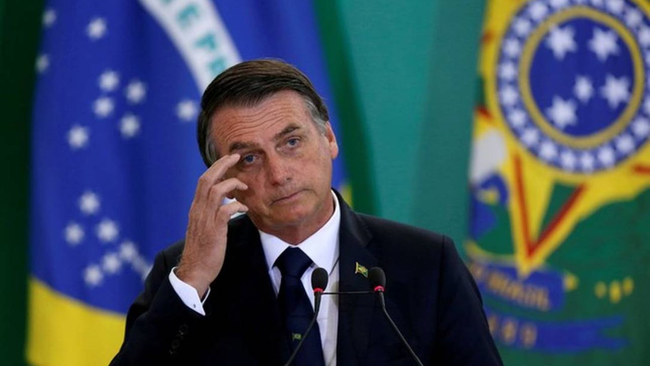 Ordem para retirar joias da alfândega partiu de Bolsonaro