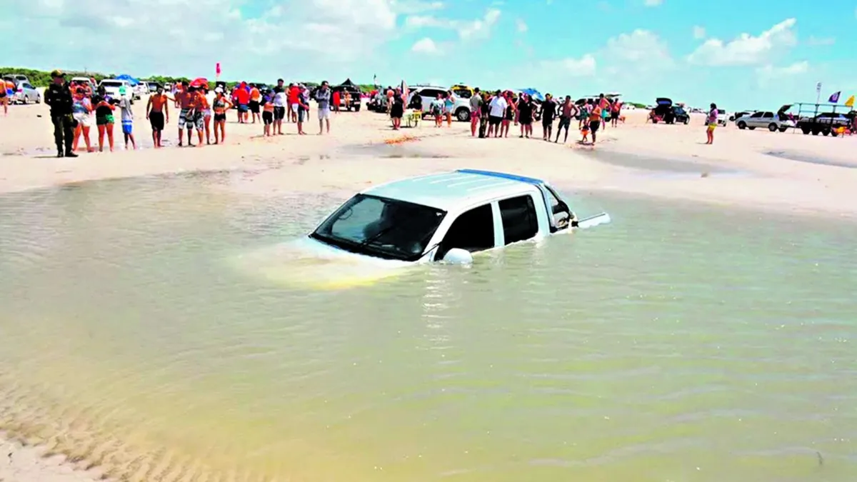 Imagem ilustrativa da notícia Carro atolado na praia pode inviabilizar indenização