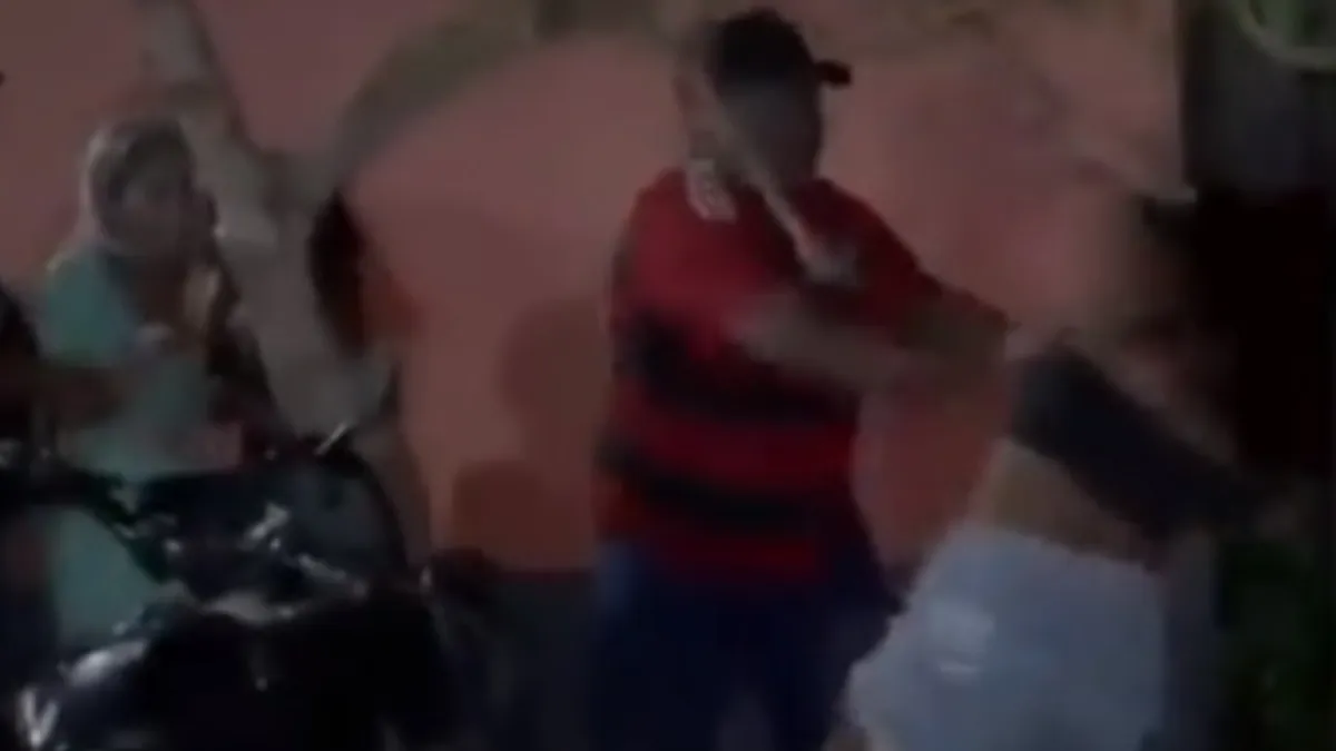 Imagem ilustrativa da notícia Vídeo: homem agride mulher na frente de delegada em Bagre
