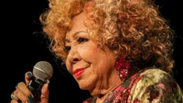 Alcione completa 50 anos de carreira este ano