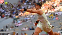 Bia Haddad jogou muito, mas o sonho da final de Roland Garros está adiado