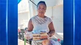 Elza Maria Machado trabalha há 35 anos com a venda de bolos na Marabá Pioneira