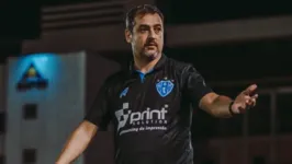 Técnico Marquinhos Santos, do Paysandu