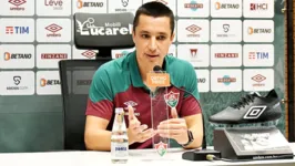 O auxiliar Eduardo Barros e o próprio lateral Marcelo desmentiram que o atleta esteja com um ambiente ruim no Fluminense