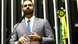 O Deputado Federal Guilherme Boulos disse que também irá pedir analise sobre falas de Eduardo Bolsonaro.