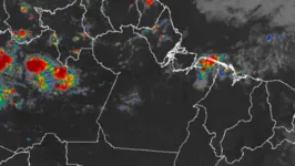 Uma massa de ar quente estava em cima de Belém no momento de pico da chuva e ventania.