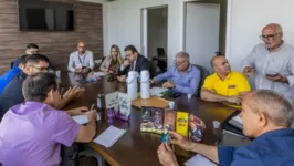 Produtores, pesquisadores e políticos se reuniram para tratar da regulamentação do produto