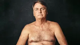 Em foto, Bolsonaro mostra cicatriz