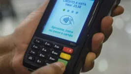 A tecnologia pode ser aliada, mas também traz riscos de segurança para o cartão.