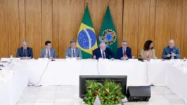 Reunião foi realizada no Palácio do Planalto nesta quarta-feira (14)