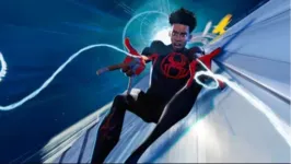 Miles Morales está cinco anos mais velho neste novo filme.