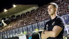 O Vasco faz uma temporada muito aquém da prometida pela diretoria e membros da 777. O time de Barbieri foi eliminado precocemente na Copa do Brasil para o ABC e está na penúltima colocação no Brasileiro.