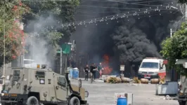 Os ataques iniciaram na manhã desta segunda-feira (3)