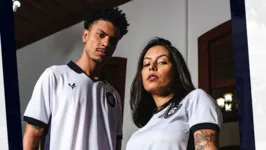 Nova camisa reserva do Remo tem detalhes que fazem referência à Praça da República.