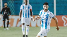 Nenê Bonilha fez uma boa partida, ao contrário da maioria dos companheiros