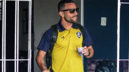 Leão Azul apresenta nova camisa para viagens do time, em meio a confiança para novo desafio fora de casa