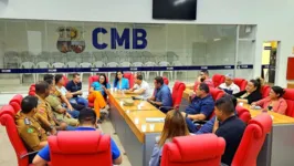 Parlamento Municipal recebeu a visita de autoridades do Corpo de Bombeiros