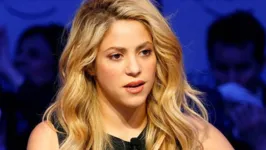 Shakira está sendo acusada de ter fraudado em torno de R$ 77 milhões do Tesouro espanhol.