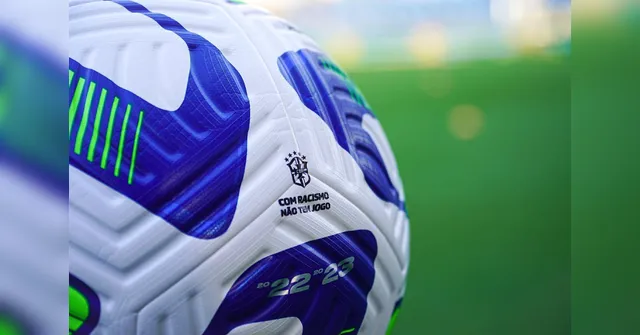 Imagem ilustrativa da notícia Jogador da Série A desmaia em campo durante partida
