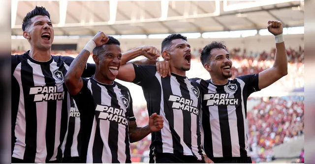 Imagem ilustrativa da notícia Botafogo vence Vasco, segue 100% em casa e mantém liderança