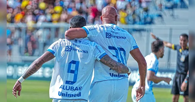 Imagem ilustrativa da notícia Fã da Fiel, Careca forma parceria ideal com Mário Sérgio