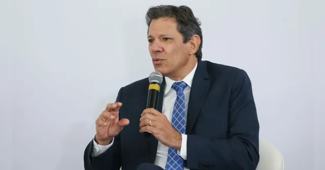 Imagem ilustrativa da notícia "Desenrola" será para famílias com dívidas de até R$ 5.000