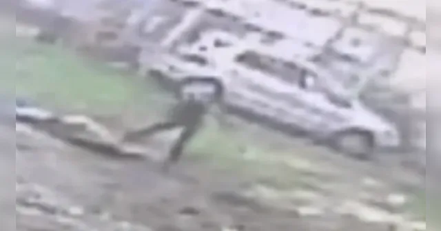 Imagem ilustrativa da notícia Vídeo mostra travesti esfaqueando taxista em motel em Belém