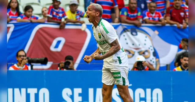 Imagem ilustrativa da notícia Goleiro falha, Deyverson marca e Cuiabá vence Fortaleza