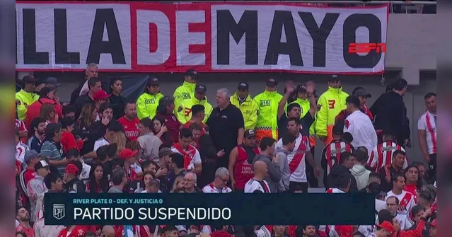 Imagem ilustrativa da notícia Jogo do River Plate é suspenso por morte de torcedor