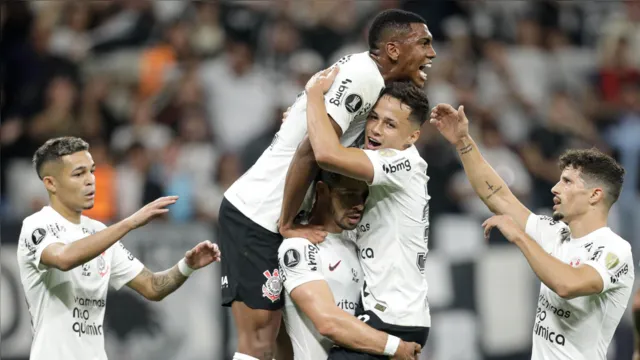 Imagem ilustrativa da notícia Luxa espreme base do Corinthians e quer jovens driblando